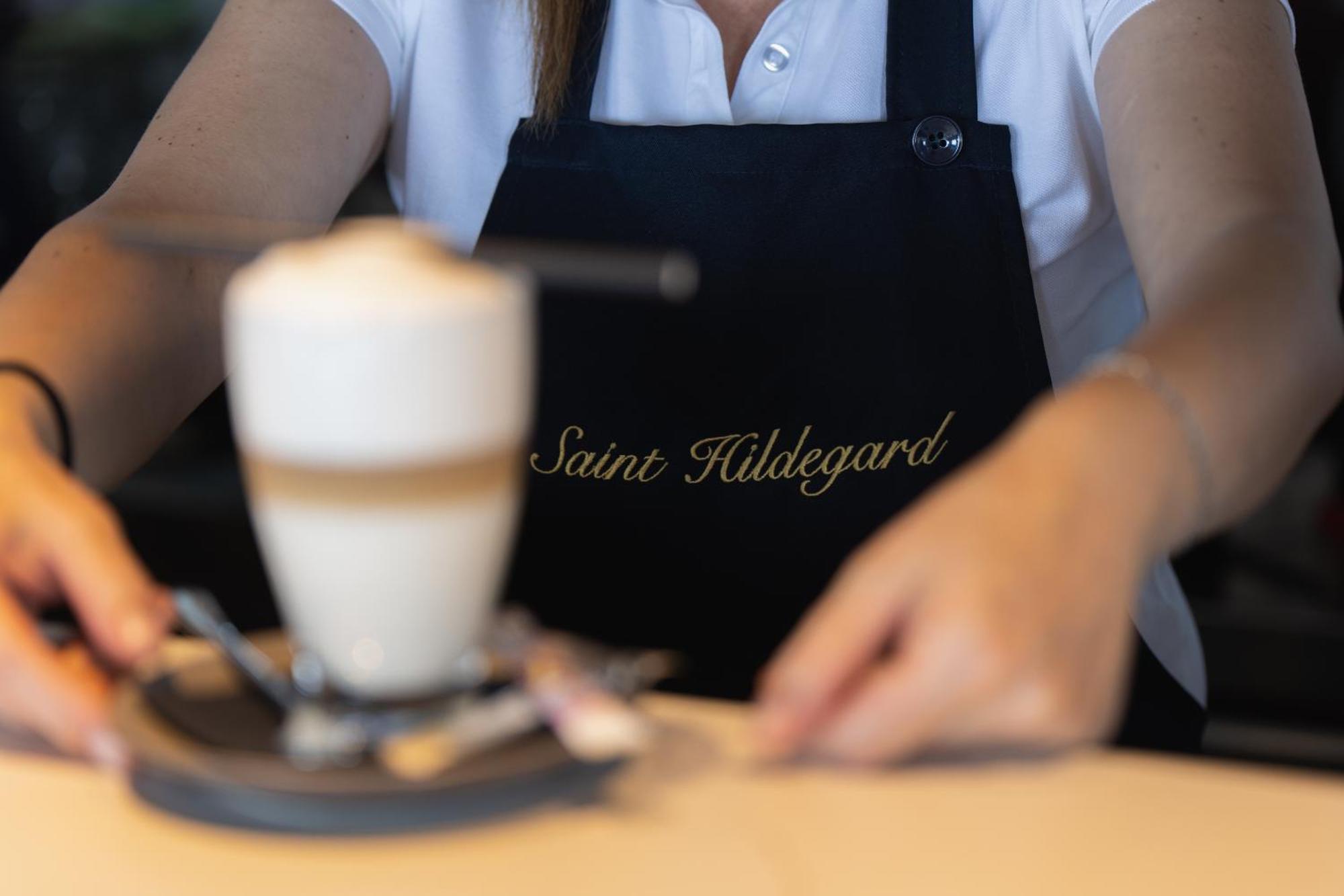 Hotel Saint Hildegard أوميس المظهر الخارجي الصورة